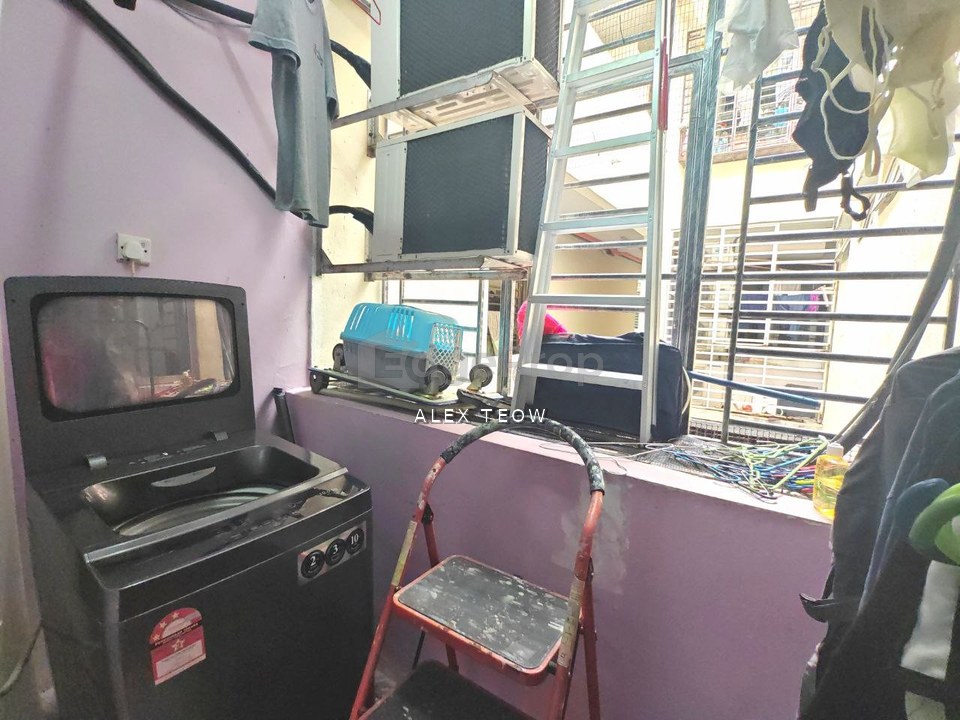 Indah Court Apartment For Sale/ 4R 2B/ 850sqft/ Bukit Indah/ Iskandar Puteri, Johor, Bukit Indah