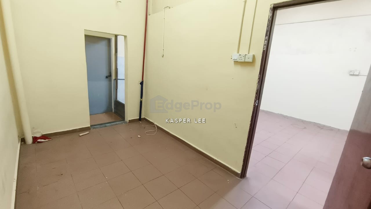 Taman Puteri Wangsa Shoplot Ground Floor For Rent Facing Main Road Nice Location, Johor, Johor Bahru