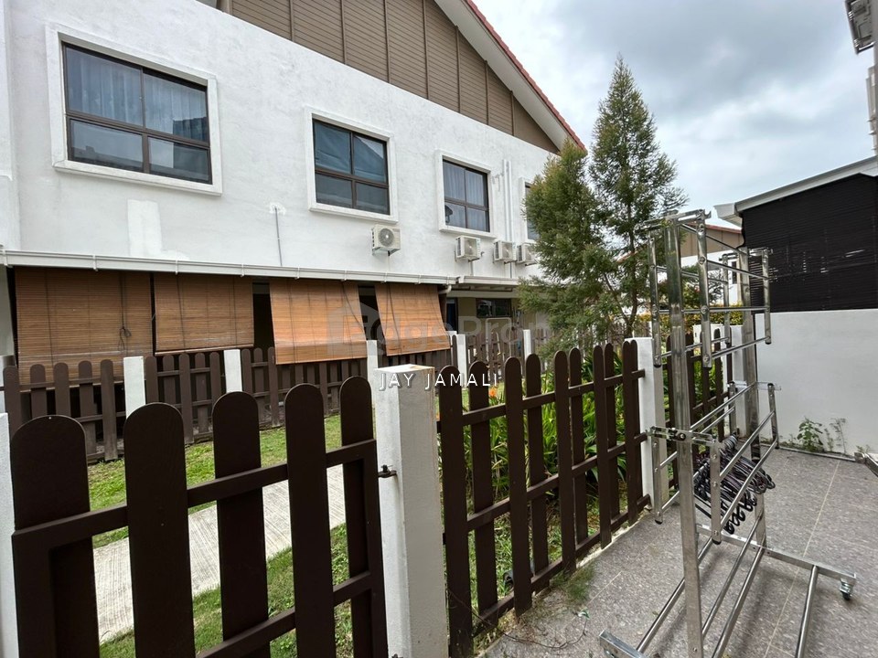 PARTIALLY FURNISHED UNTUK DISEWA FOR RENT | Double Storey Terrace di Setia Warisan Tropika, Kota Warisan, Sepang, Selangor, Sepang