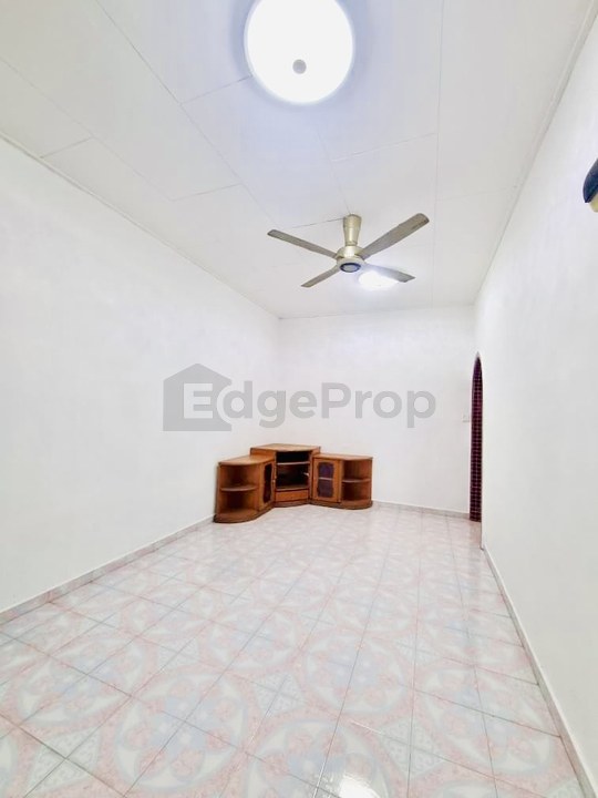 Sale Teres renovation desa idaman durian tunggal , Melaka, Durian Tunggal