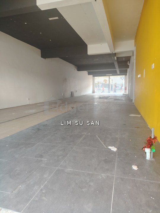 Jalan Radin Anum