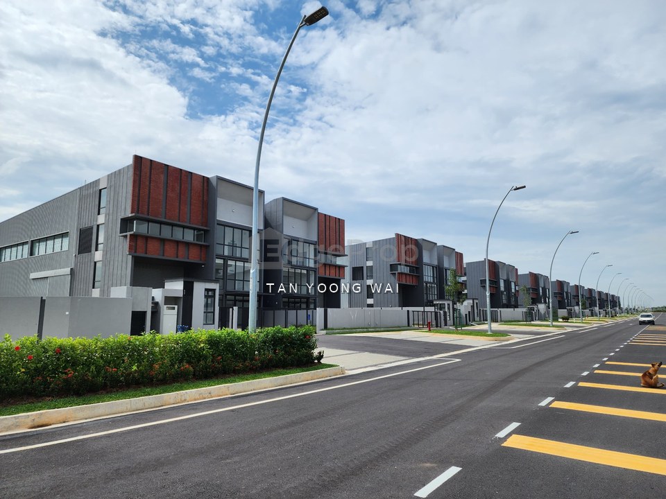 Elmina Business Park