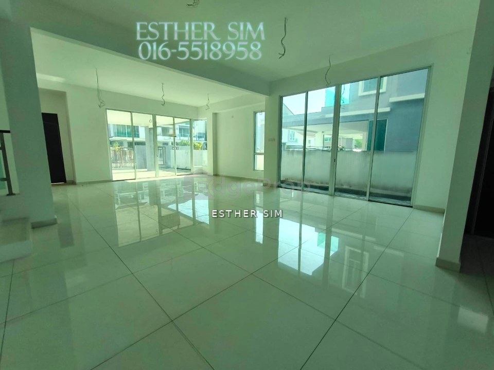 🏡 BRAND NEW 3-Storey Semi-D For Sale @ Seberang Jaya,  (Spacious Luxury Family Home with Huge Car Porch ) ( Can park more the 4 car parks)