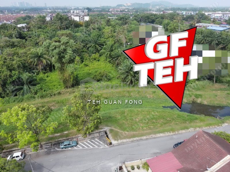 Jalan IKS Simpang Ampat