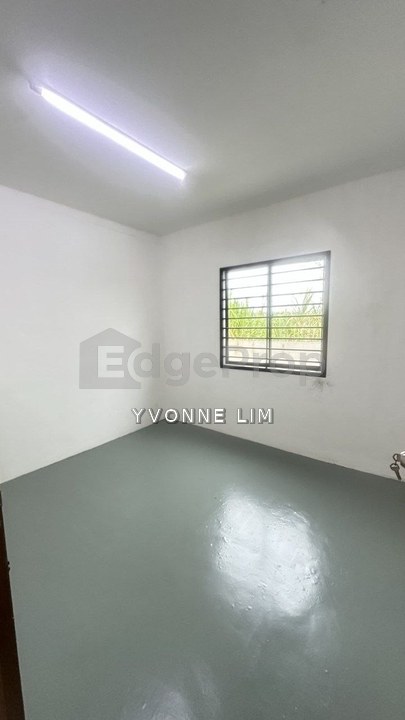 Taman Universiti, Single Storey low cost house end lot with land, renovated, Johor, Skudai