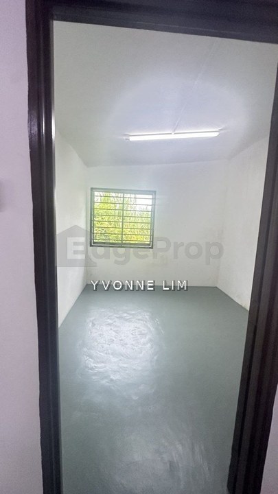 Taman Universiti, Single Storey low cost house end lot with land, renovated, Johor, Skudai
