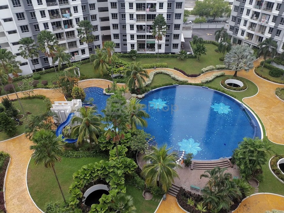 Putra Place