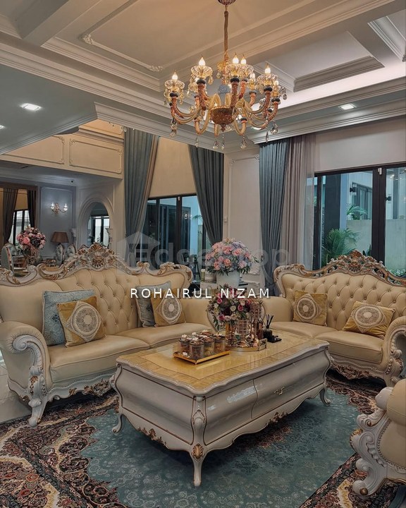 Lambaian Residence