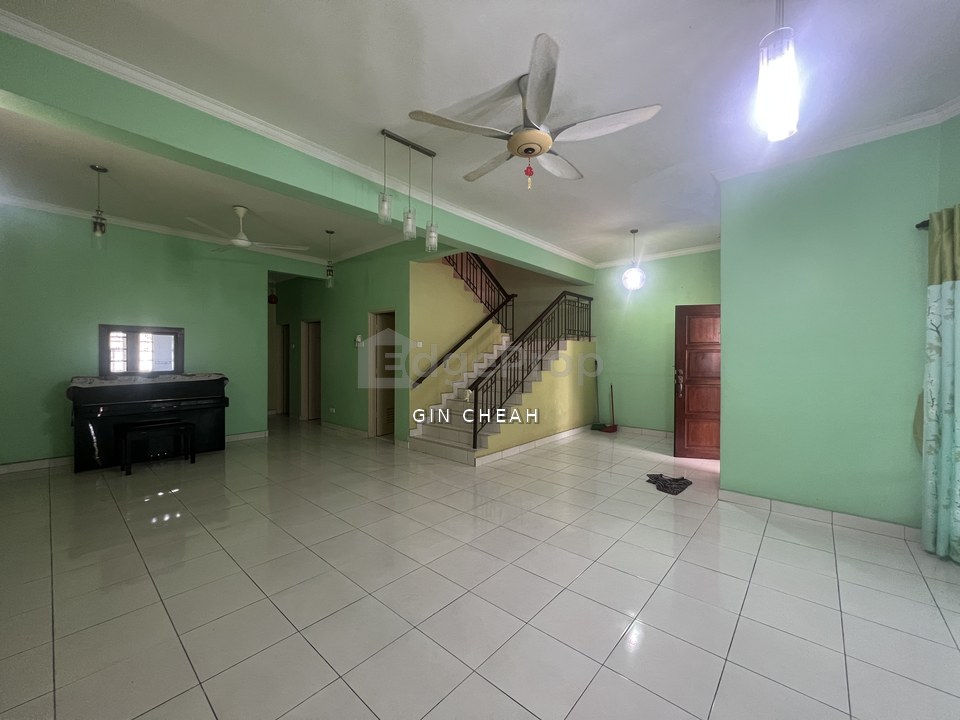 Bandar Tun Hussein Onn