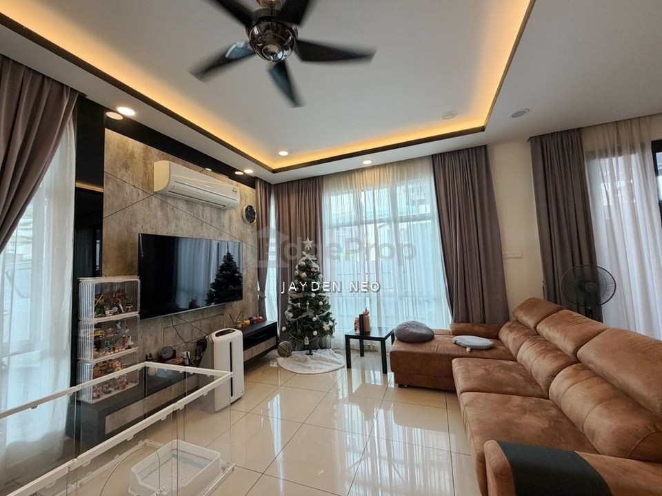 Pulai Hijauan,Fully Renovated,Good Condition,Rare Unit,Near Tuas , Johor, Kangkar Pulai
