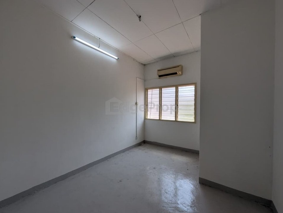 Teres 2 Tingkat Seksyen 7, Shah Alam, Selangor, Shah Alam