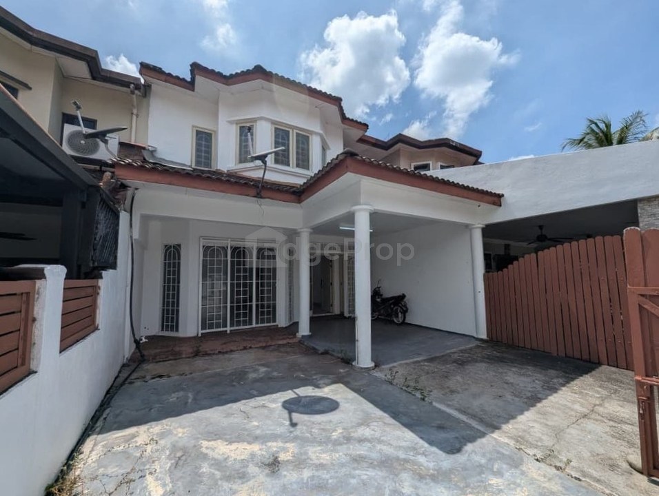 Teres 2 Tingkat Seksyen 7, Shah Alam, Selangor, Shah Alam