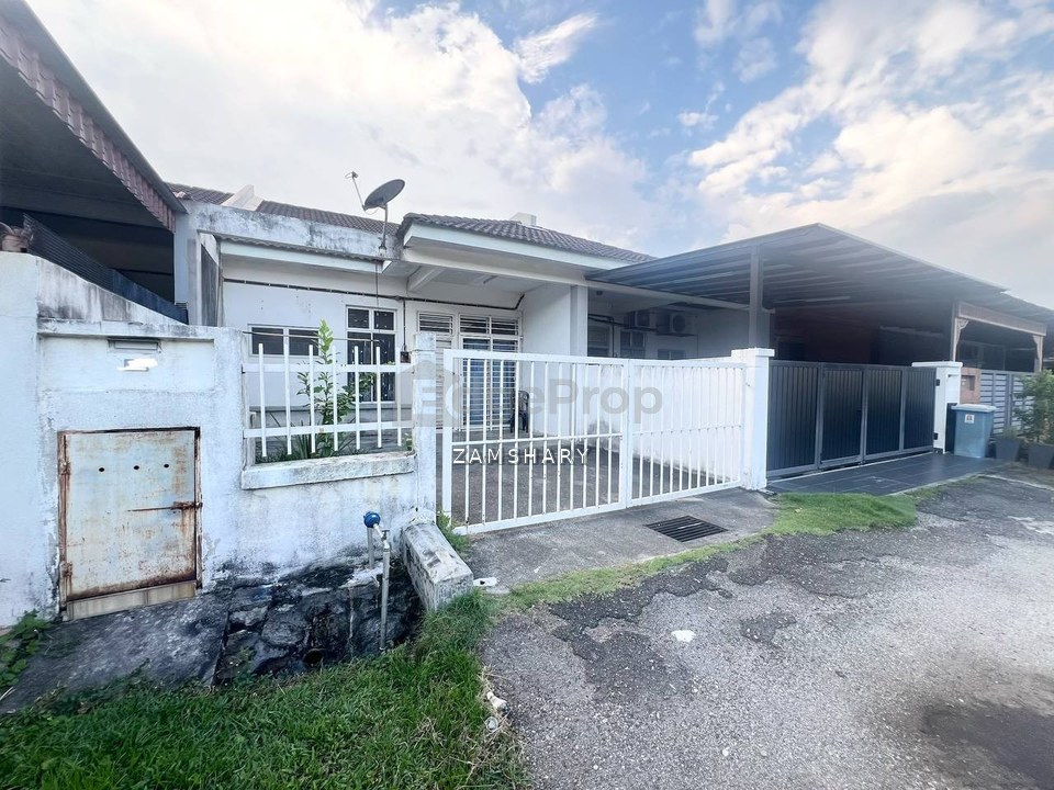 Jalan SP 8 @ Bandar Saujana Putra