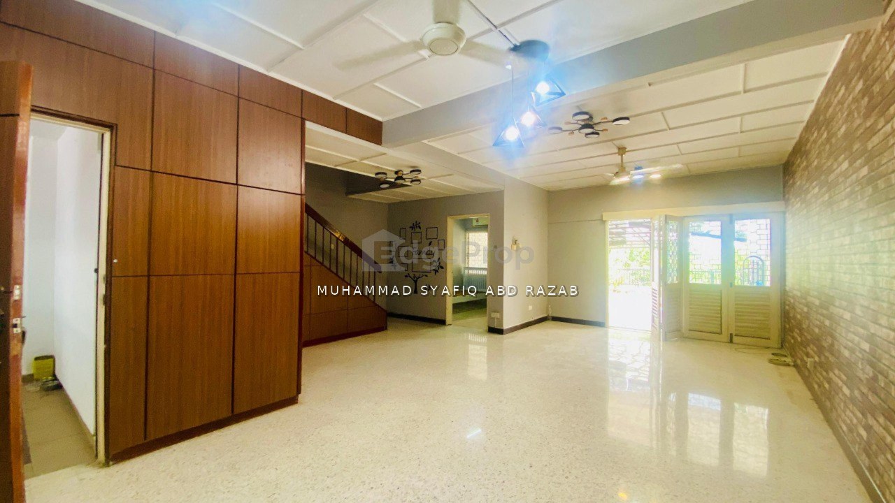 Huge Land 2 storey Terrace Taman Zooview Kemensah Ampang Selangor, Selangor, Ampang