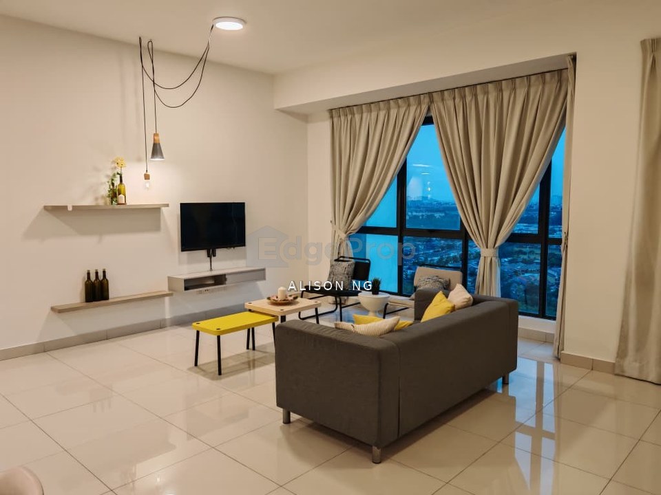 Puchong - Bandar Kinrara - 8 Kinrara Service Residence - Middle Floor - Strategic Location - To Let, Selangor, Bandar Kinrara Puchong
