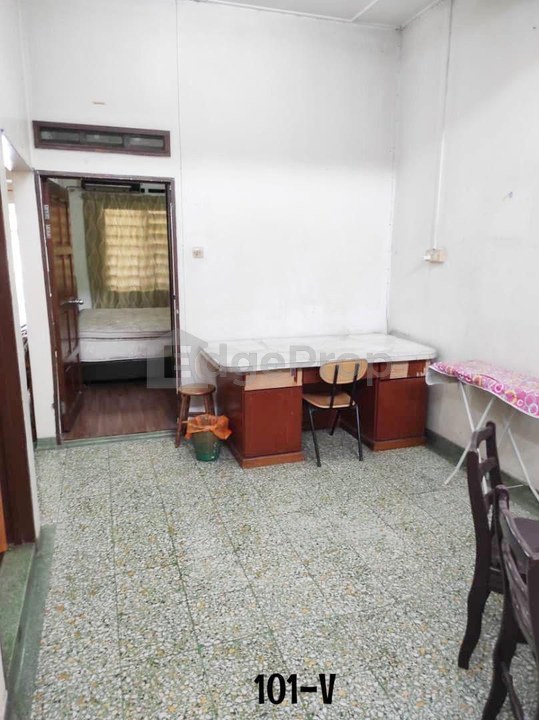 For sale port klang Taman Radzi single storey extended below market value behind pantai hospital, Selangor, Port Klang