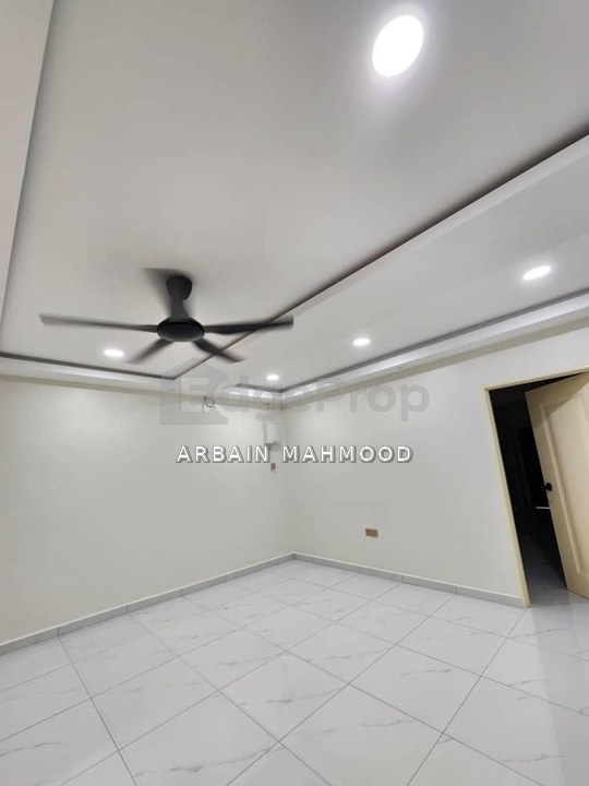 END LOT UNIT | BIG UNIT | TAMAN ROWTER GOMBAK FOR RENT|MORE PARKiNG, Kuala Lumpur, Gombak