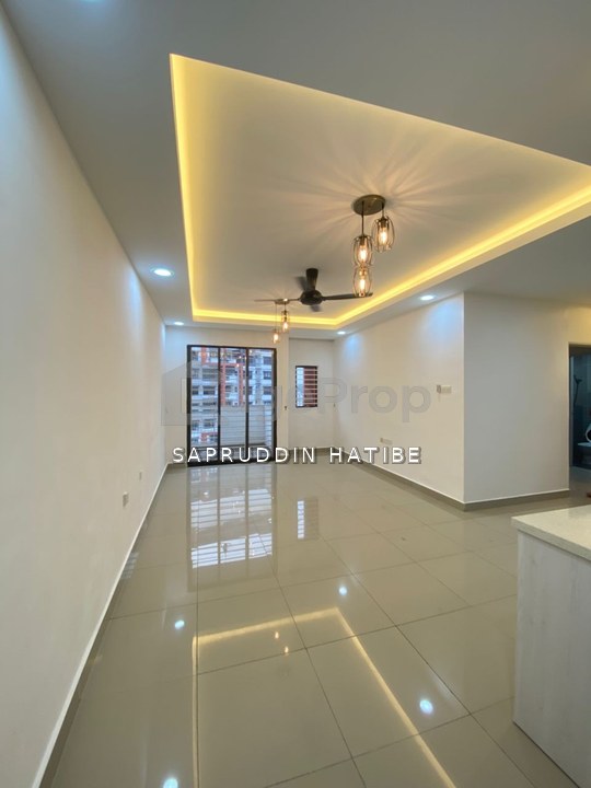 Pr1ma Apartment @ Precint 11