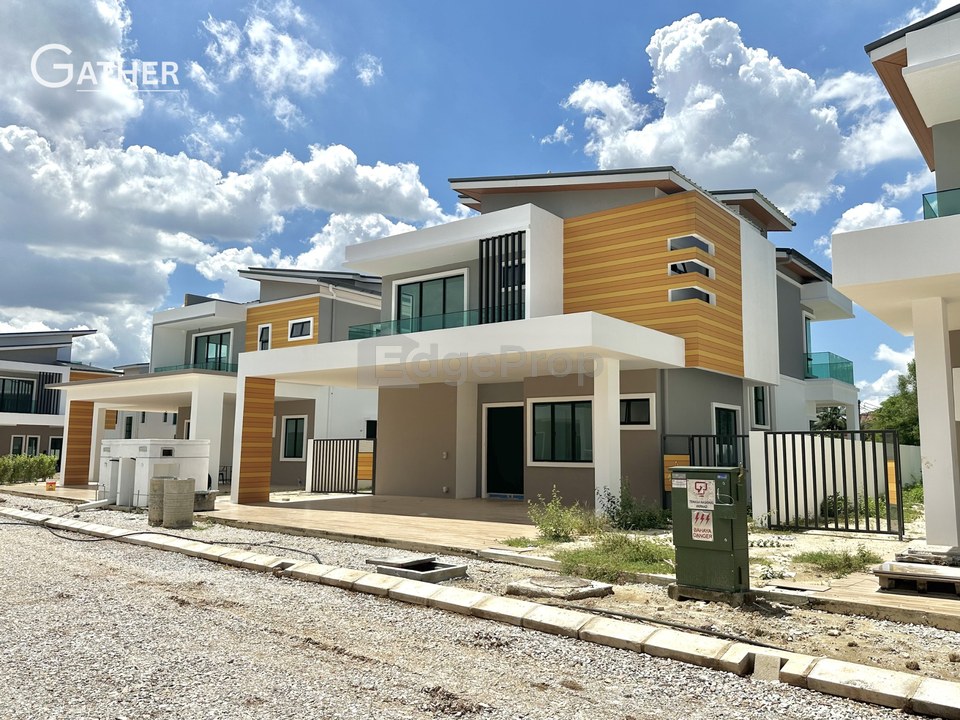 A PRESTIGIOUS TIGER LANE ADDRESS,ONLY 6 HOMES REMAIN,NEW FREEHOLD BUNGALOW/SEMI D WITH POOL FACILITY SALE, Perak, Ipoh