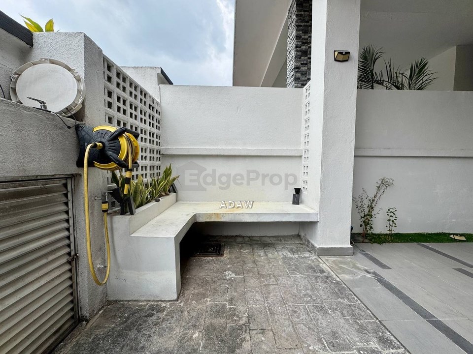 Hot Two Storey Hyperlinked House, Arabella, D'kayangan, Seksyen 13, Shah Alam, Selangor, Shah Alam