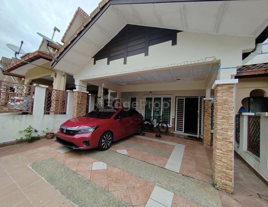 Bandar Kinrara 9
