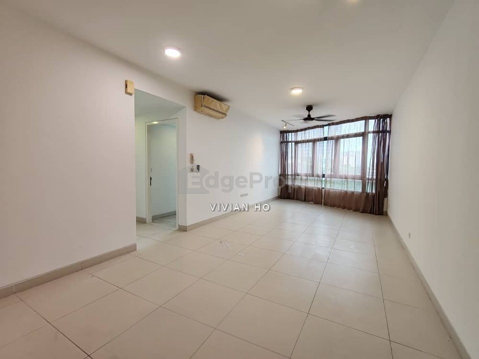 CONDOMINIUM AT ARAGREEN ARA DAMANSARA FOR SALE WITH PARTILLY FURNISHED, Selangor, Ara Damansara