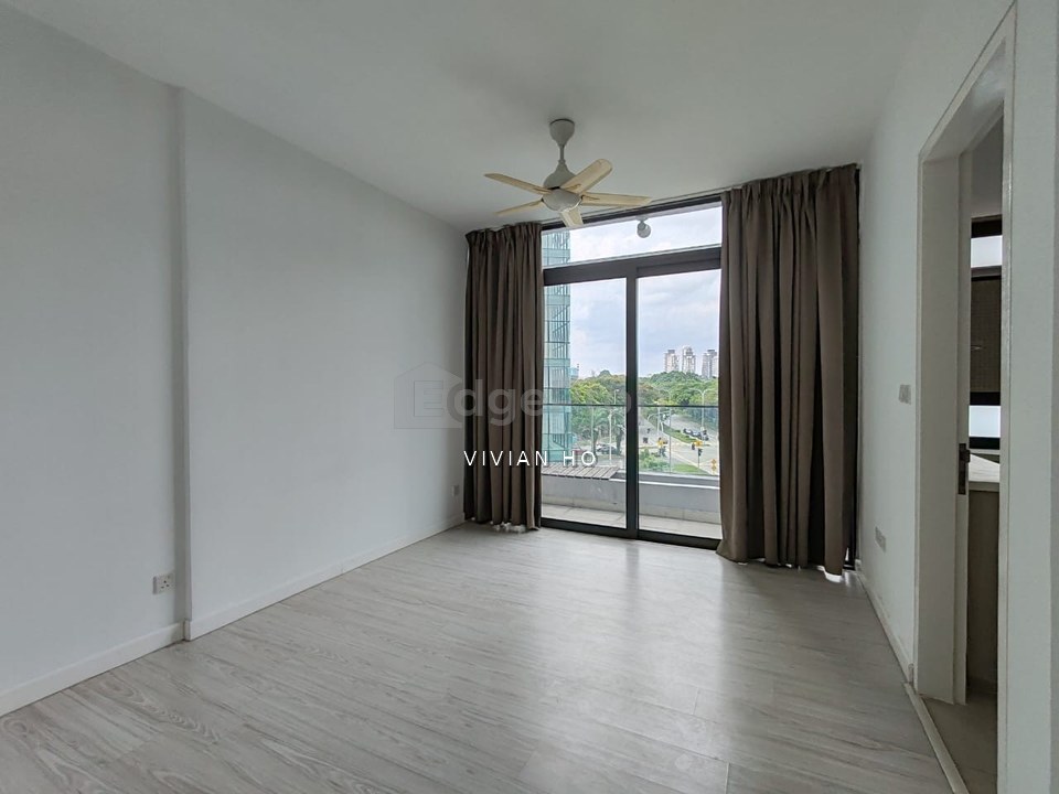 CONDOMINIUM AT ARAGREEN ARA DAMANSARA FOR SALE WITH PARTILLY FURNISHED, Selangor, Ara Damansara