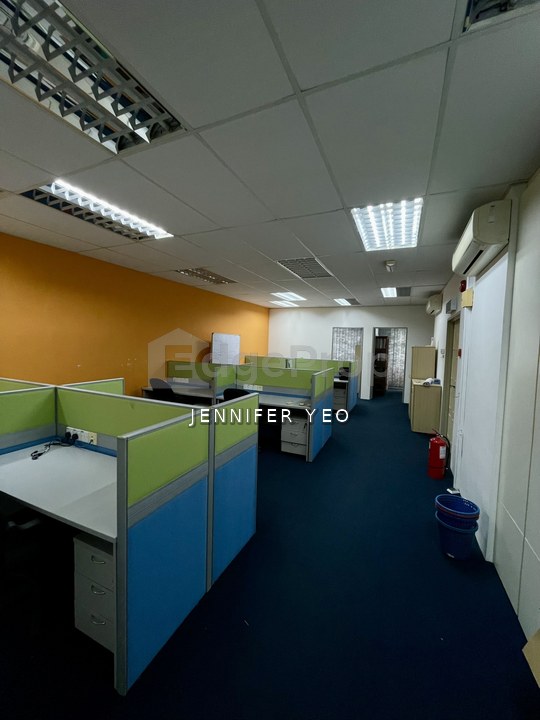 10 BOULEVARD - KAYU ARA