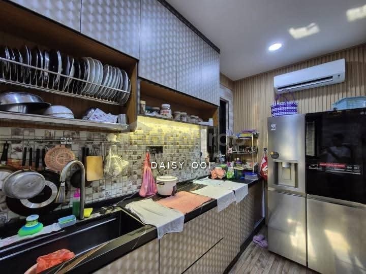 Asia Hills 3 Storey Bungalow-Jalan Bukit Gambier-La:3120sf-Bup:Approx 6000sf-Fully Renovated Furnished-10 Car Park-Gelugor , Penang, Bukit Jambul