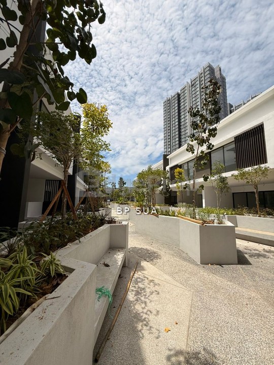 26 Ara Ville 3 storey Landed Property, Selangor, Bandar Utama