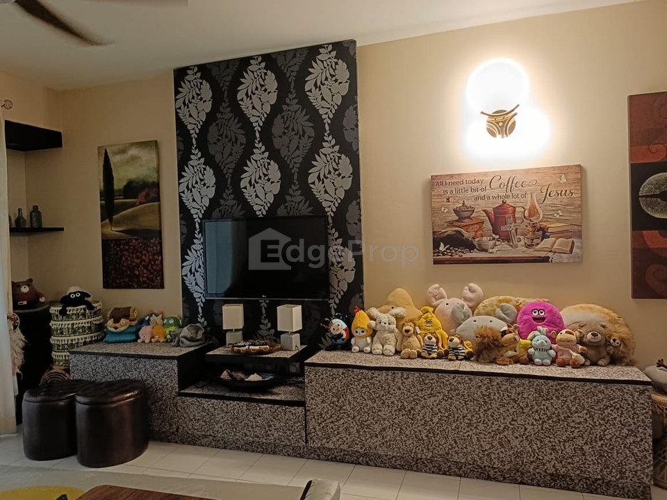 Miami green nice reno with furnish 2k batu ferringhi near seaside walking distance to the beach, Penang, Batu Ferringhi