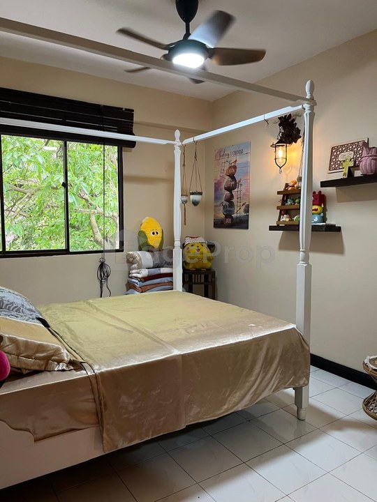 Miami green nice reno with furnish 2k batu ferringhi near seaside walking distance to the beach, Penang, Batu Ferringhi