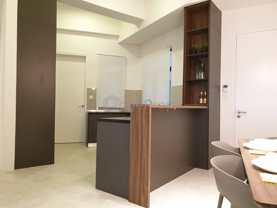 O2 Residence ID design unit 3 room for rent, walking distance to MRT, nearby restaurant and giant hyper market, Selangor, Seri Kembangan