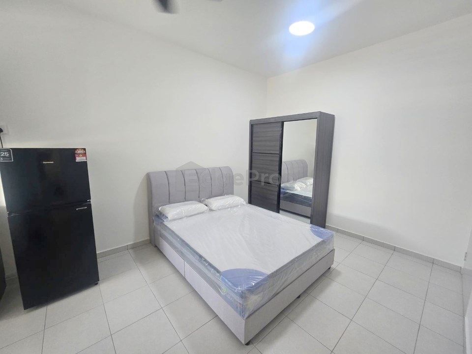 Pixel City Sentral Studio for rent, ready to move in, welcome family, working adult, walking distance to LRT salak selatan, Kuala Lumpur, Salak Selatan