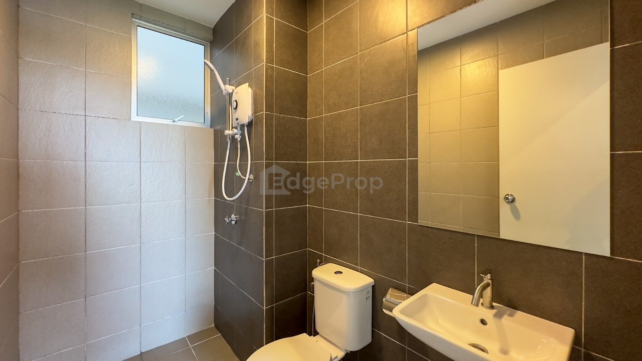 Pixel City Sentral Studio for rent, ready to move in, welcome family, working adult, Walking distance to LRT Salak Selatan Station, Kuala Lumpur, Salak Selatan