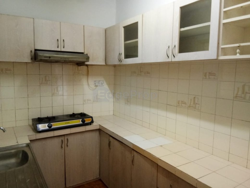 Live Next to KL Sentral Hub! Beautifully Furnished Palm Court Apartment for Rent, Kuala Lumpur, Brickfields