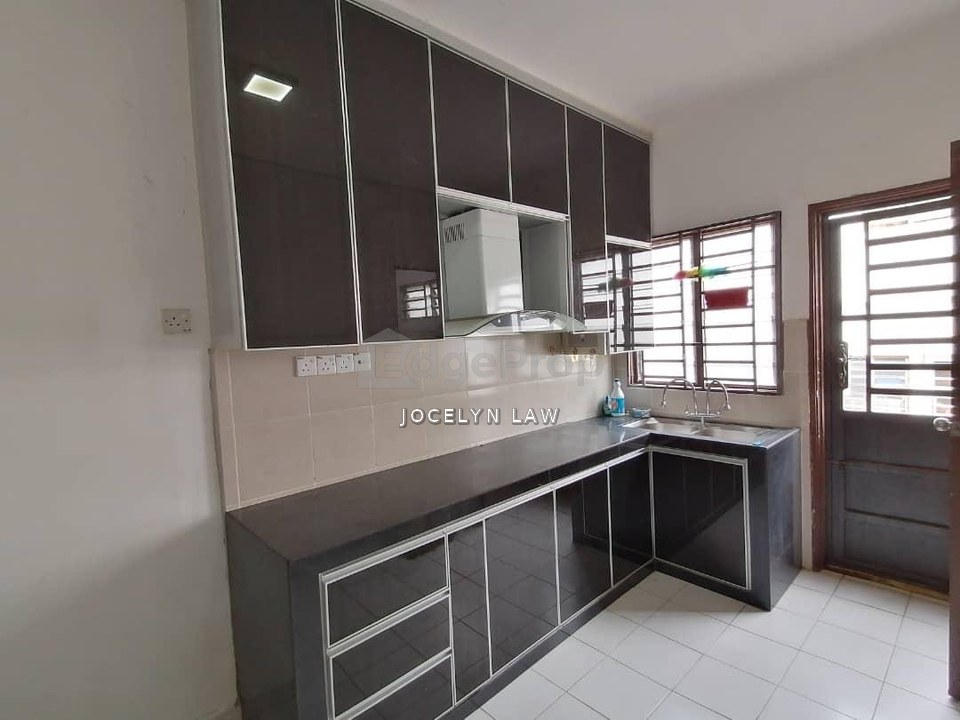 2 Storey House with partially furnished @ Taman Scientex, Pasir Gudang, Johor, Pasir Gudang