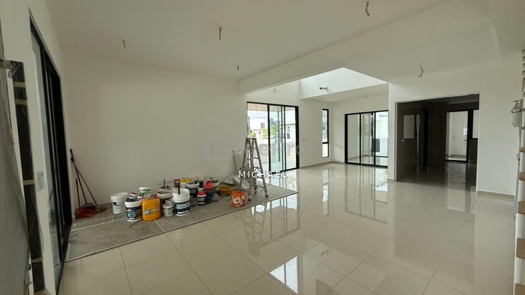 Brand new 2 storey link @ cloville, Selangor, Kajang