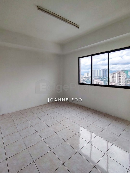 High Floor Nice View Newly Refurbished  Corner Unit For Sale, Kuala Lumpur, Jalan Ipoh
