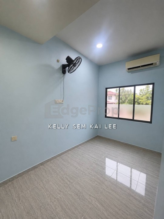 Taman Benut Utama｜Pontian｜Double Storey Medium Low Cost｜Renovated, Johor, Benut