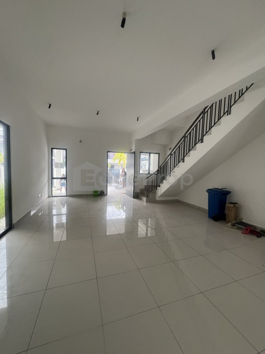 Robin Garden home, 2 storey house, bandar rimbayu - Brand new , Selangor, Telok Panglima Garang