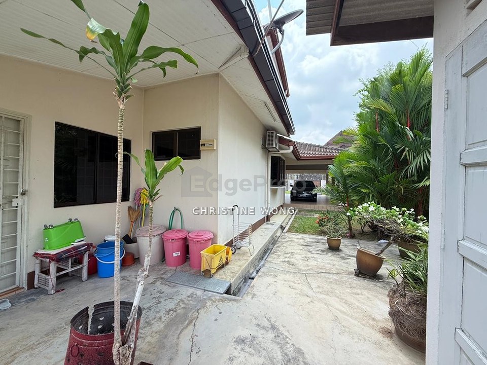 Double storey bungalow at Taman Bukit Rasah Seremban NS, Negeri Sembilan, Seremban