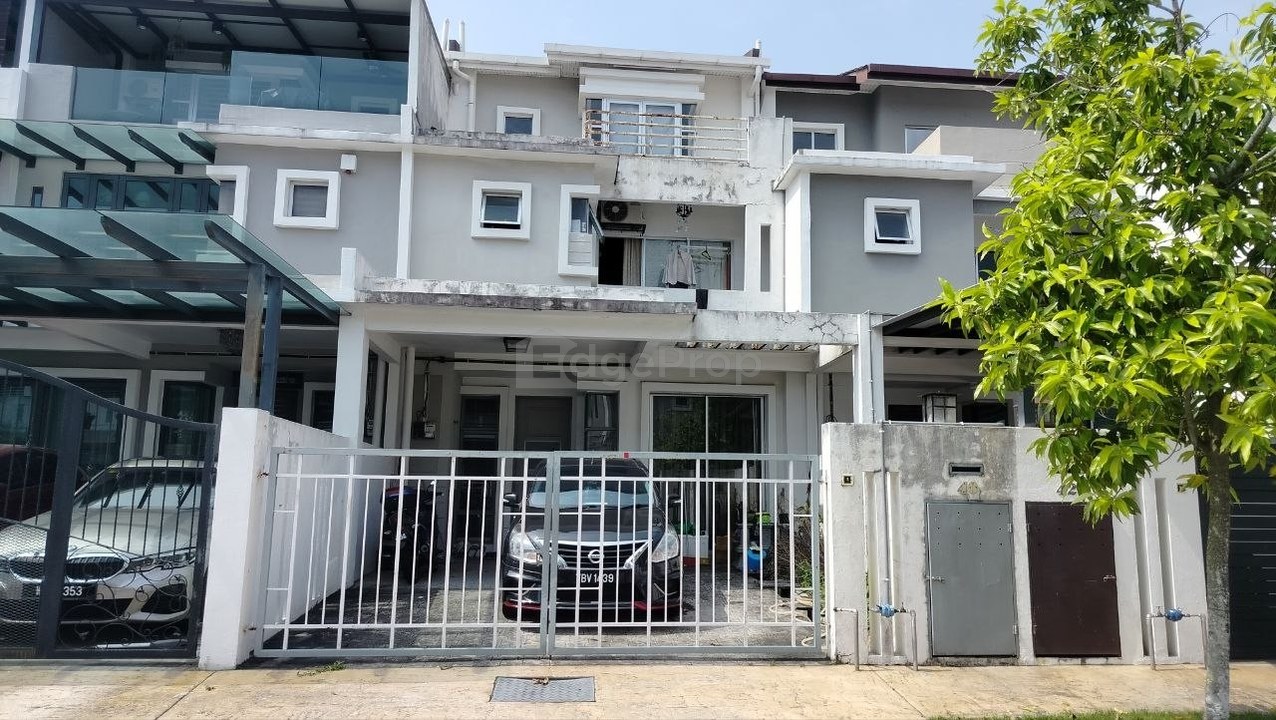 Seri Wirani 8
