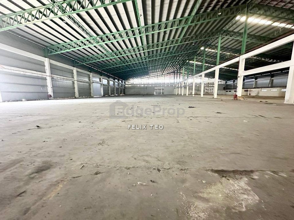 PERINDUSTRIAN TANJUNG LANGSAT