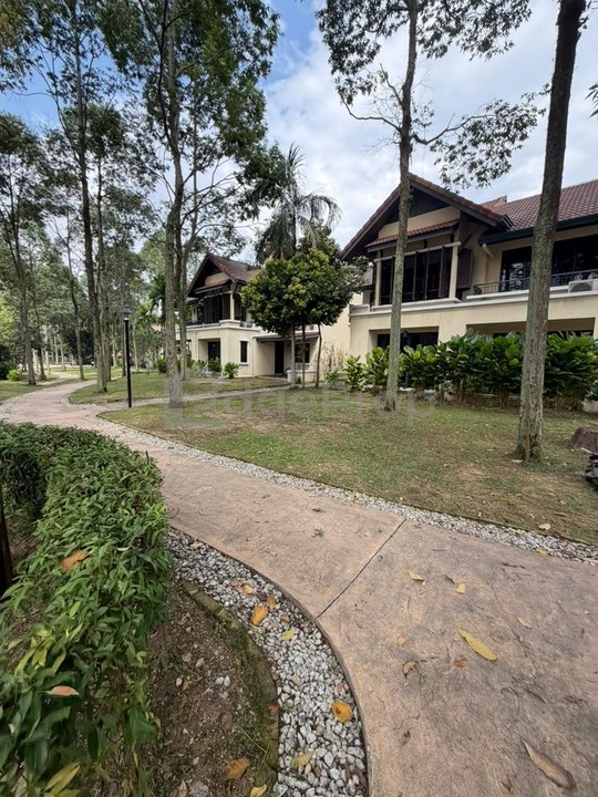 Desa ParkCity (Nadia Parkhomes)