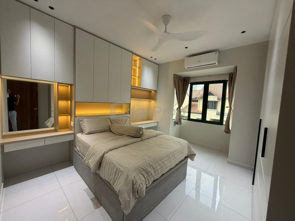 Desa ParkCity (Nadia Parkhomes)