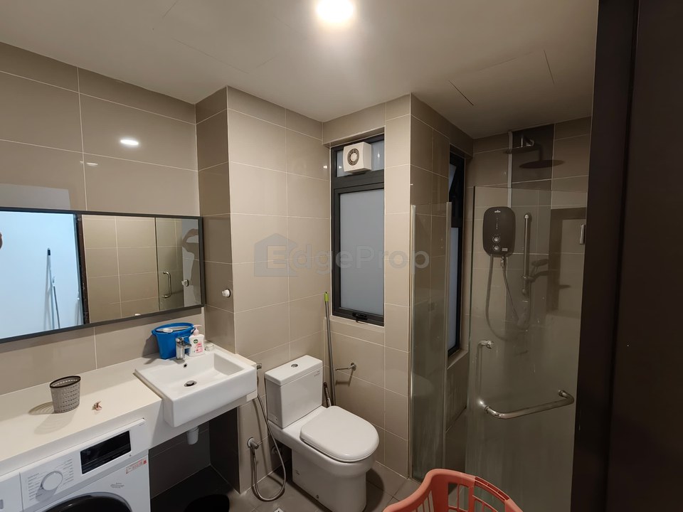 Boulevard Residence Damansara, Selangor, Kayu Ara