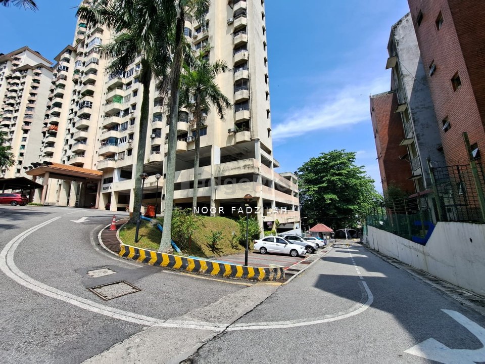 Menara Megah