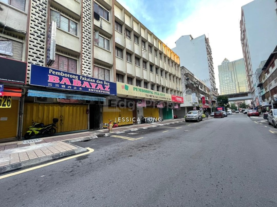 OFF JALAN RAJA LAUT