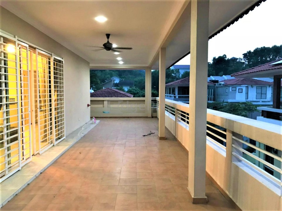 Semi-D 3 Storey Hourse Taman Mutiara Gombak 2 , Selangor, Gombak